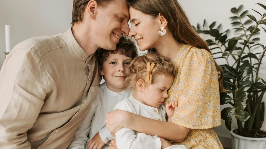 Nëse gruaja jote ka ndonjë nga këto zakone, urime, ke fituar