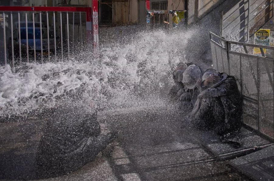 P&euml;rmes fotove: Bota n&euml; nj&euml; jav&euml;