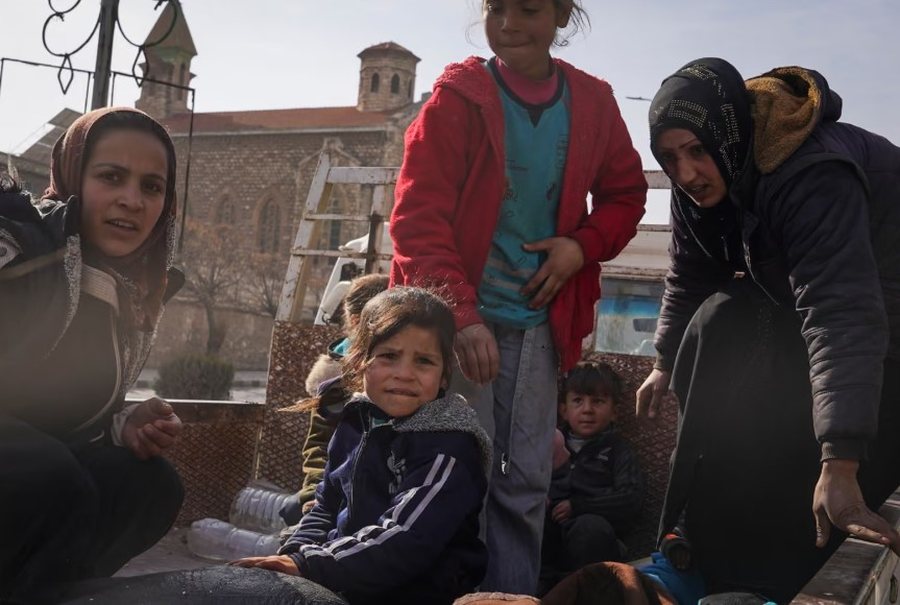 P&euml;rmes fotove: Bota n&euml; nj&euml; jav&euml;