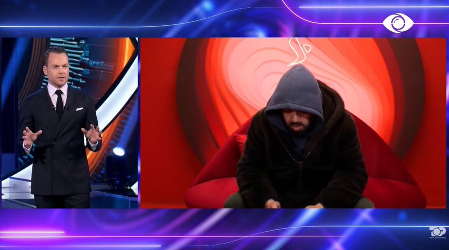 P&euml;r ty q&euml; fjete her&euml;t: Momentet ky&ccedil;e n&euml;