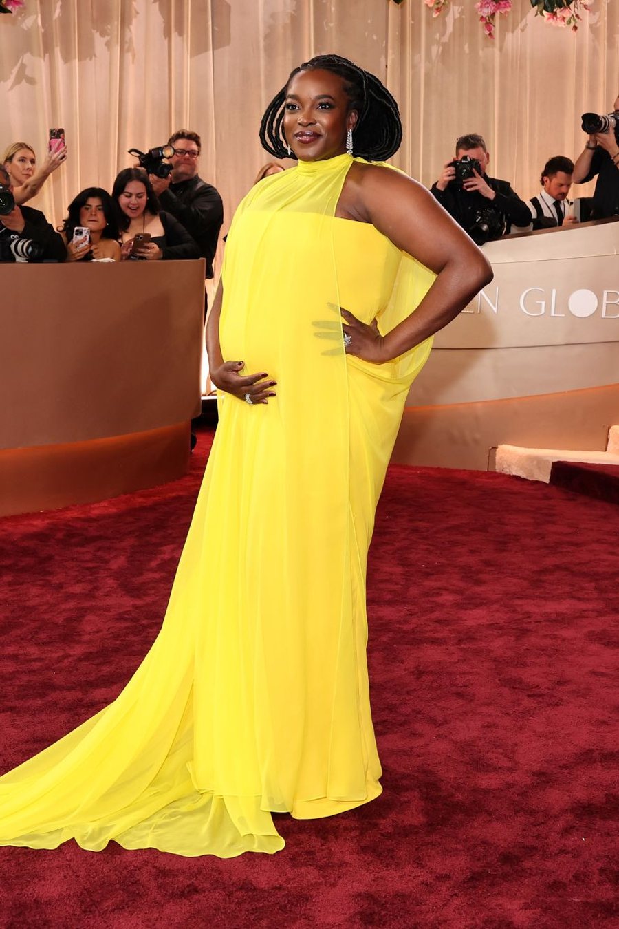 &Ccedil;far&euml; vesh&euml;n yjet n&euml; tapetin e kuq t&euml; Golden Globes