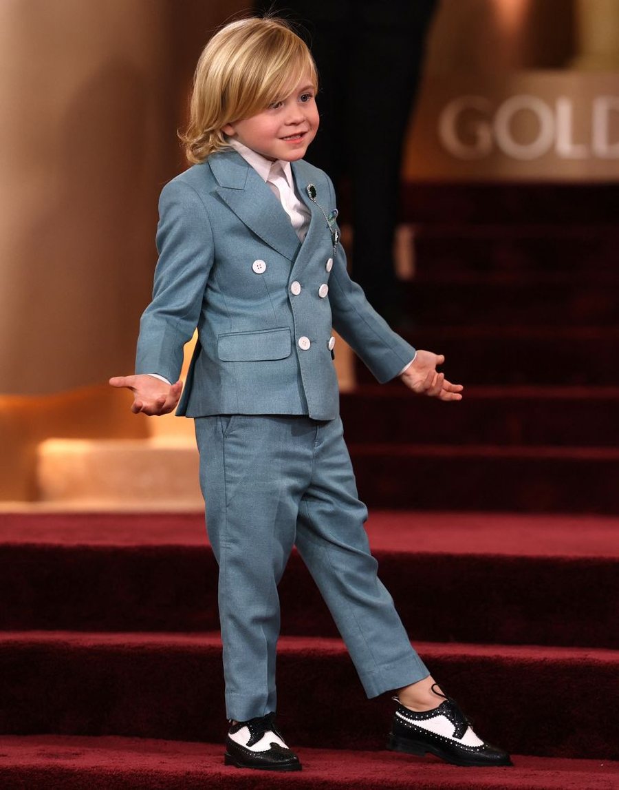 &Ccedil;far&euml; vesh&euml;n yjet n&euml; tapetin e kuq t&euml; Golden Globes