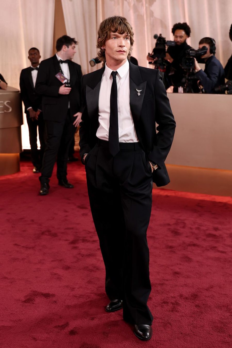 &Ccedil;far&euml; vesh&euml;n yjet n&euml; tapetin e kuq t&euml; Golden Globes