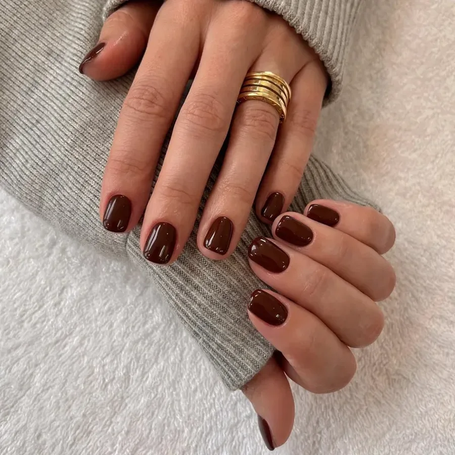 Mos thoni q&euml; nuk ju paralajm&euml;ruam! Kjo ngjyr&euml; thonjsh mund