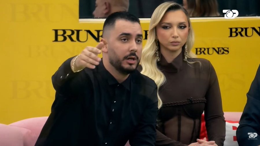 P&euml;r ty q&euml; fjete her&euml;t: Momentet ky&ccedil;e n&euml;