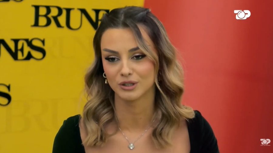 P&euml;r ty q&euml; fjete her&euml;t: Momentet ky&ccedil;e n&euml;