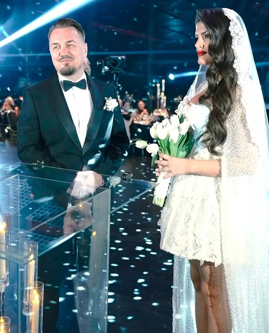 Me shum&euml; qet&euml;si, Blero reagoi p&euml;r komentet e dasm&euml;s s&euml;