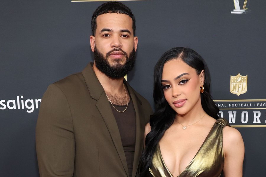 Aq e pati ndjenja e fajit! Desmond Scott filmohet duke puthur dik&euml;