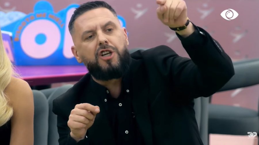 P&euml;r ty q&euml; fjete her&euml;t: Momentet ky&ccedil;e n&euml;