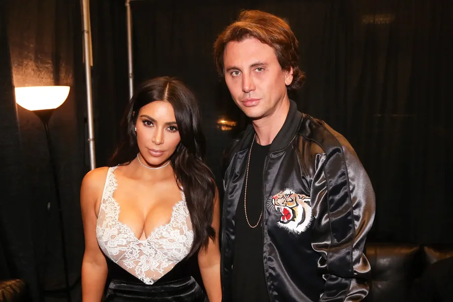 Dikur ishin bashkë, po tani? Kim Kardashian flet për Jonathan Cheban