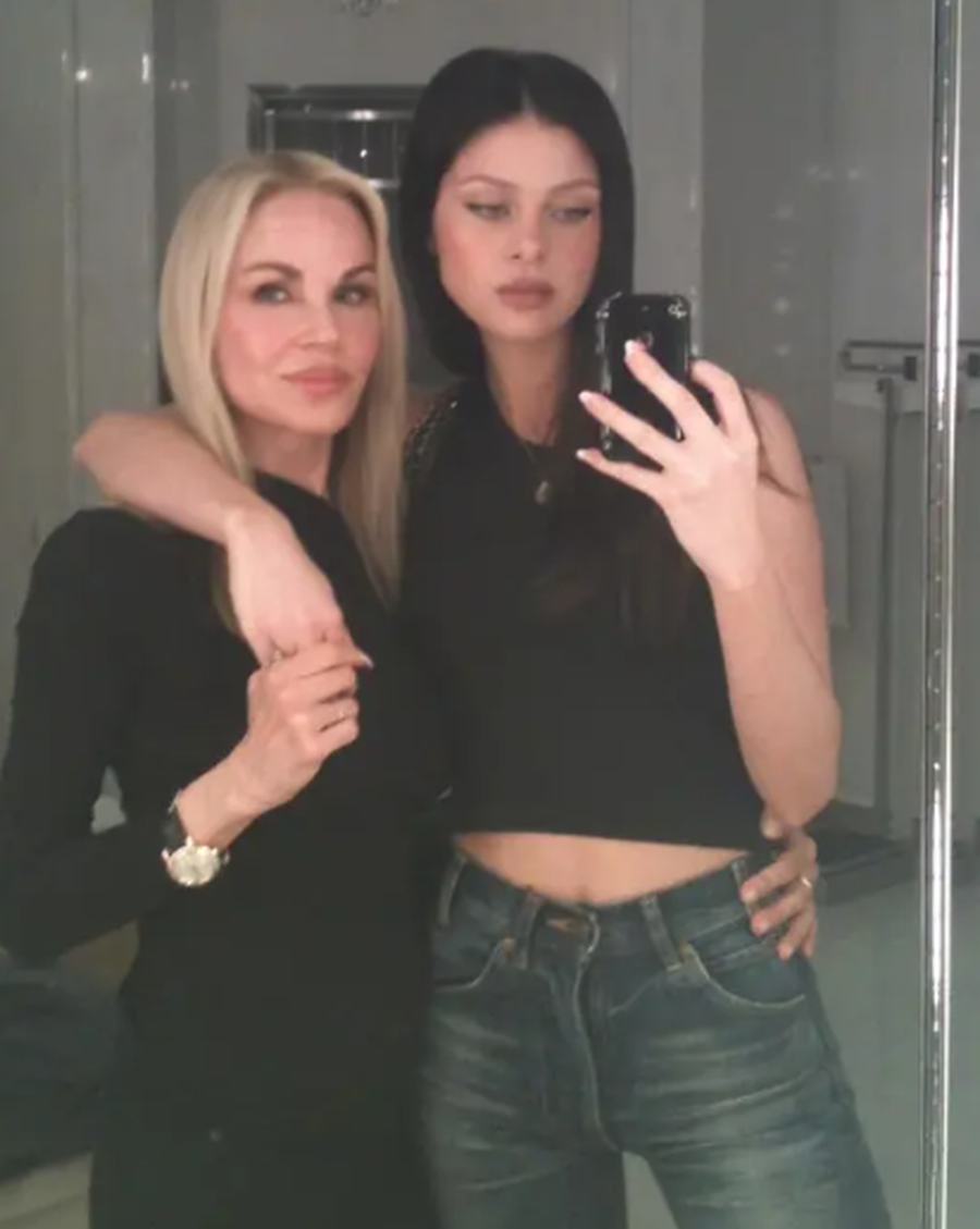 Brenda familjes s&euml; fuqishme Peltz: Njihuni me prind&euml;rit