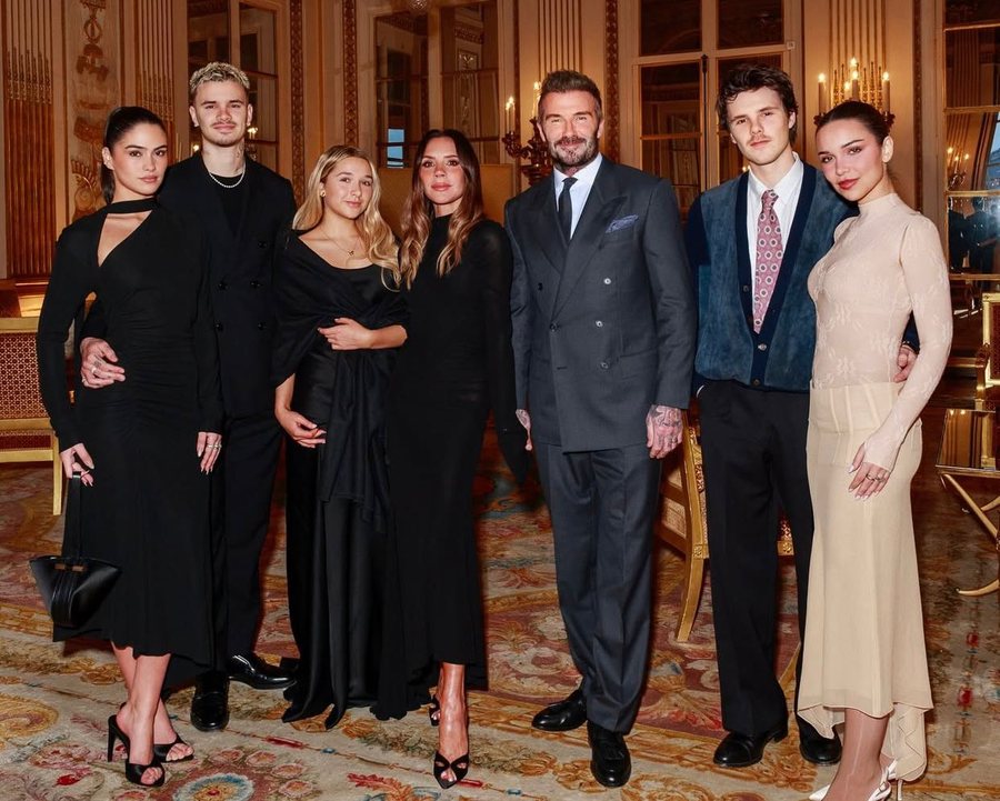 T&euml; gjith&euml; yjet Beckham (p&euml;rve&ccedil; Brooklyn) b&euml;hen