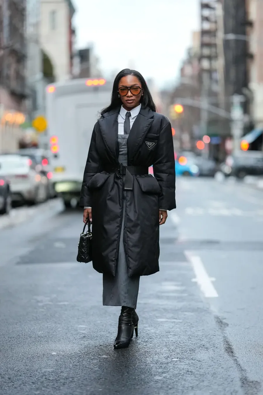 Elegancë dhe rehati: Këto veshje janë idealet për ditët