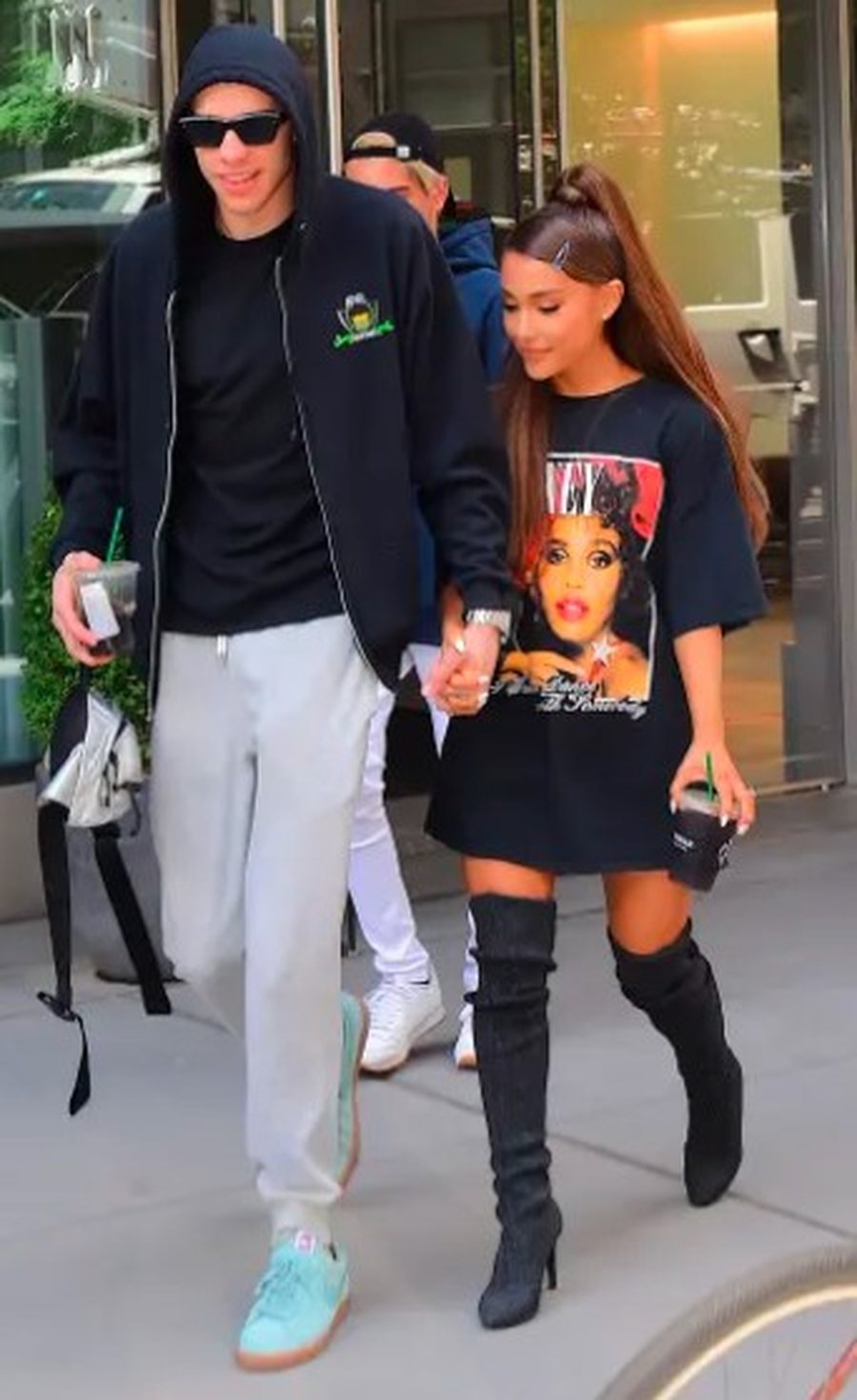 &ldquo;Doja t&euml; fshihesha!&rdquo; Ariana Grande flet p&euml;r stilin e