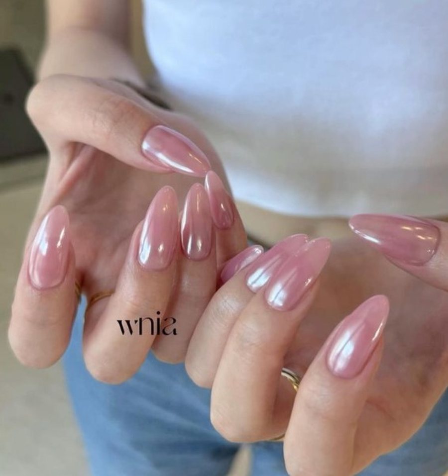 Hailey Bieber sapo na tregoi thonjt&euml; minimalist&euml; t&euml; p&euml;rkryer