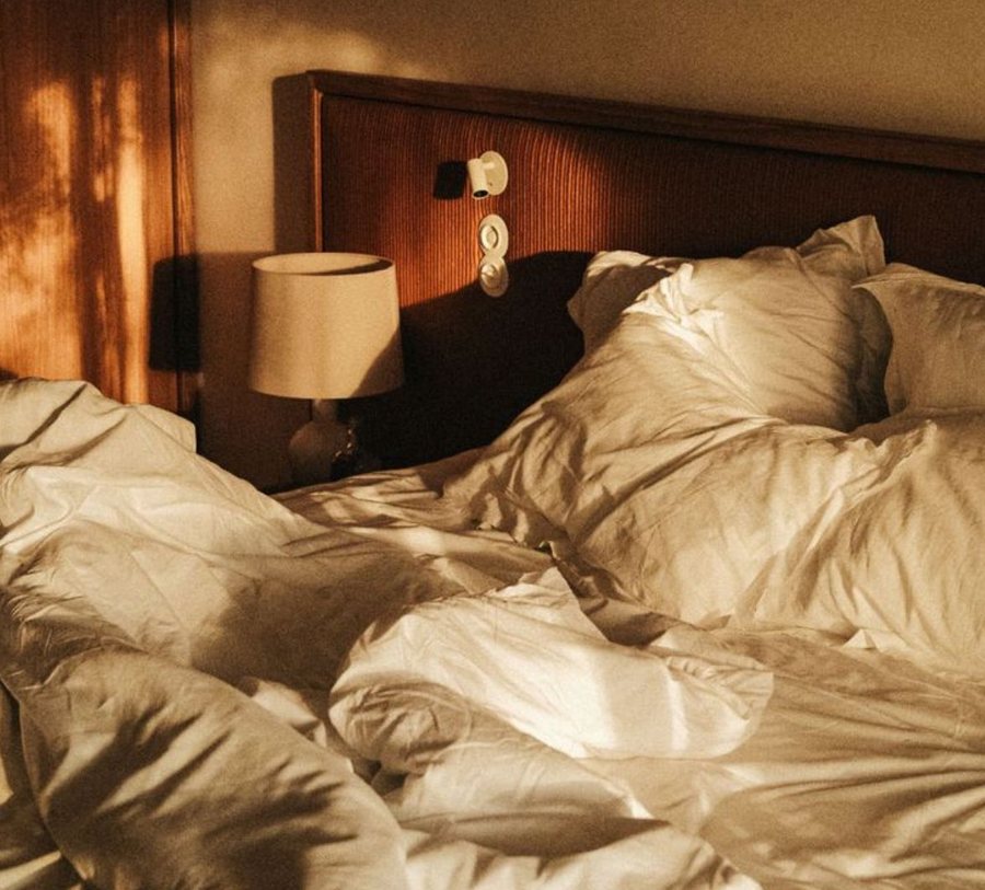 Personat që e rregullojnë shtratin çdo mëngjes kanë