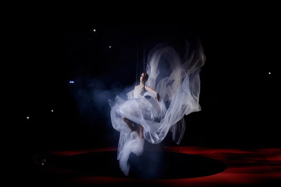 P&euml;rmes fotove: Bota n&euml; nj&euml; jav&euml;