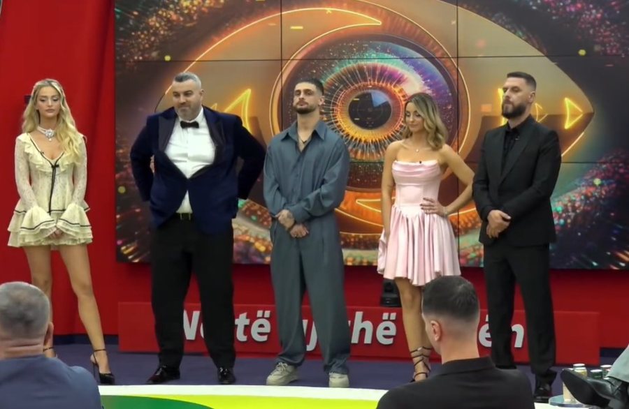 P&euml;r ty q&euml; fjete her&euml;t: Momentet ky&ccedil;e n&euml;