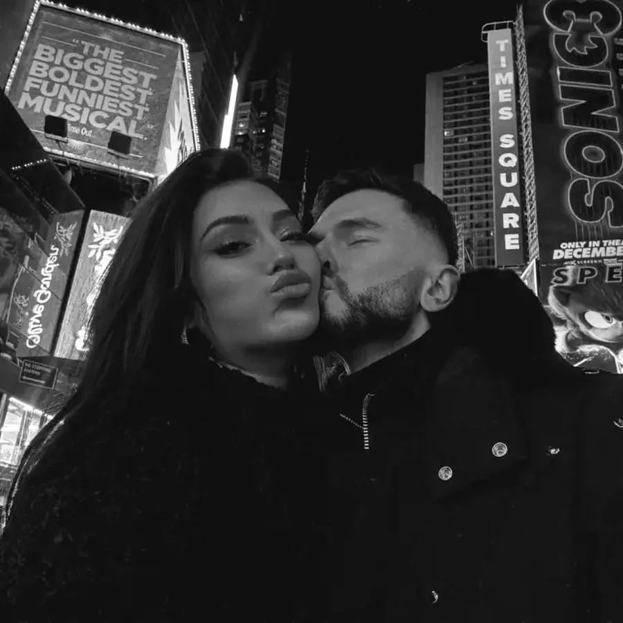 "E humba kur nuk desha asgjë tjetër": Ronela flet