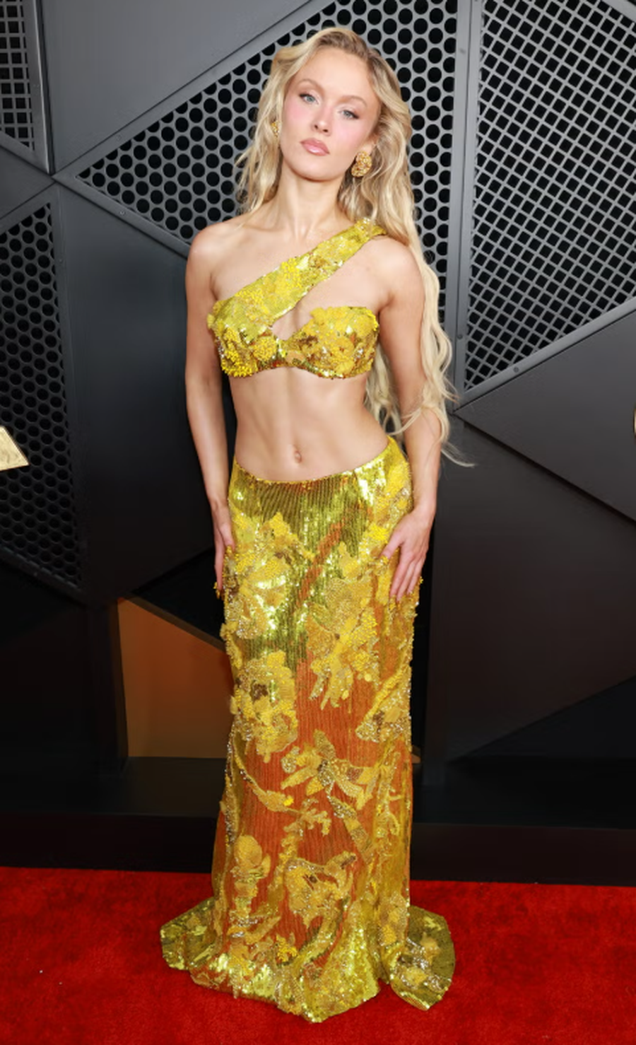 Heidi Klum tregon se fustani i saj ishte edhe m&euml; &ldquo;lakuriq&rdquo; nga