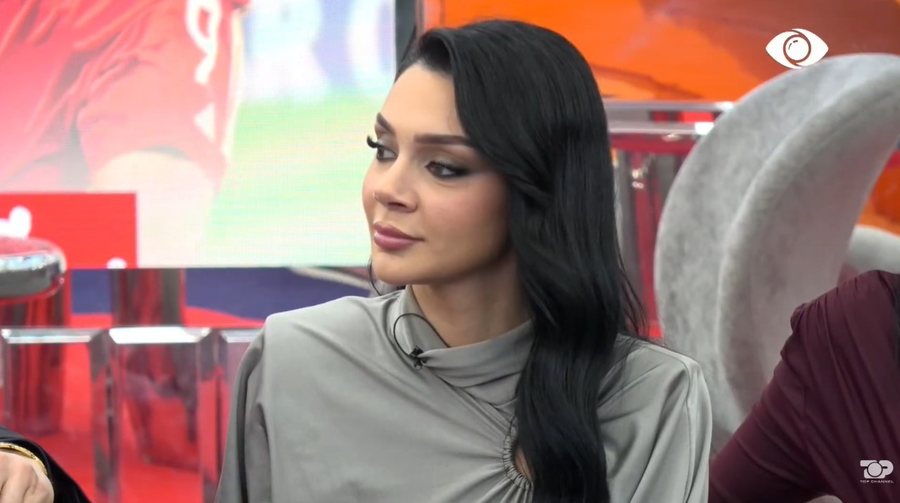 P&euml;r ty q&euml; fjete her&euml;t: Momentet ky&ccedil;e n&euml;