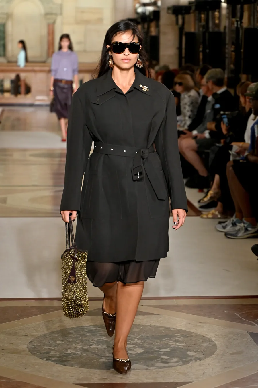 Ekspert&euml;t e than&euml; fjal&euml;n e tyre: K&euml;to bizhuteri duhet