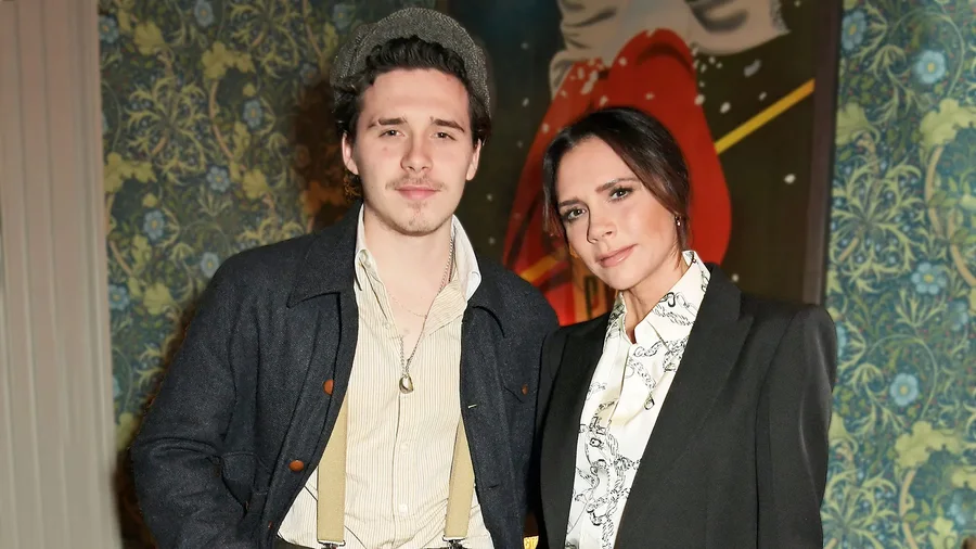 Zem&euml;rimi vazhdon: Brooklyn Beckham fshin tatuazhet dedikuar prind&euml;rve
