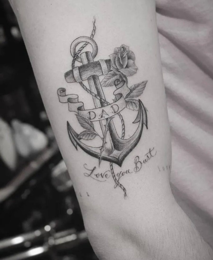 Zem&euml;rimi vazhdon: Brooklyn Beckham fshin tatuazhet dedikuar prind&euml;rve