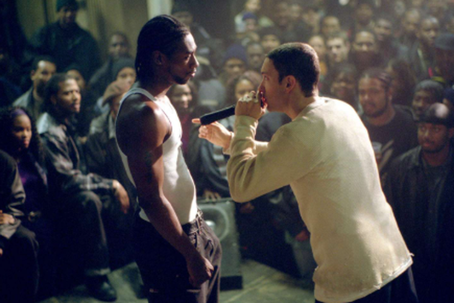 Mozzik i b&euml;n DISS vetes dhe s'e merrni me mend tekstin!!!