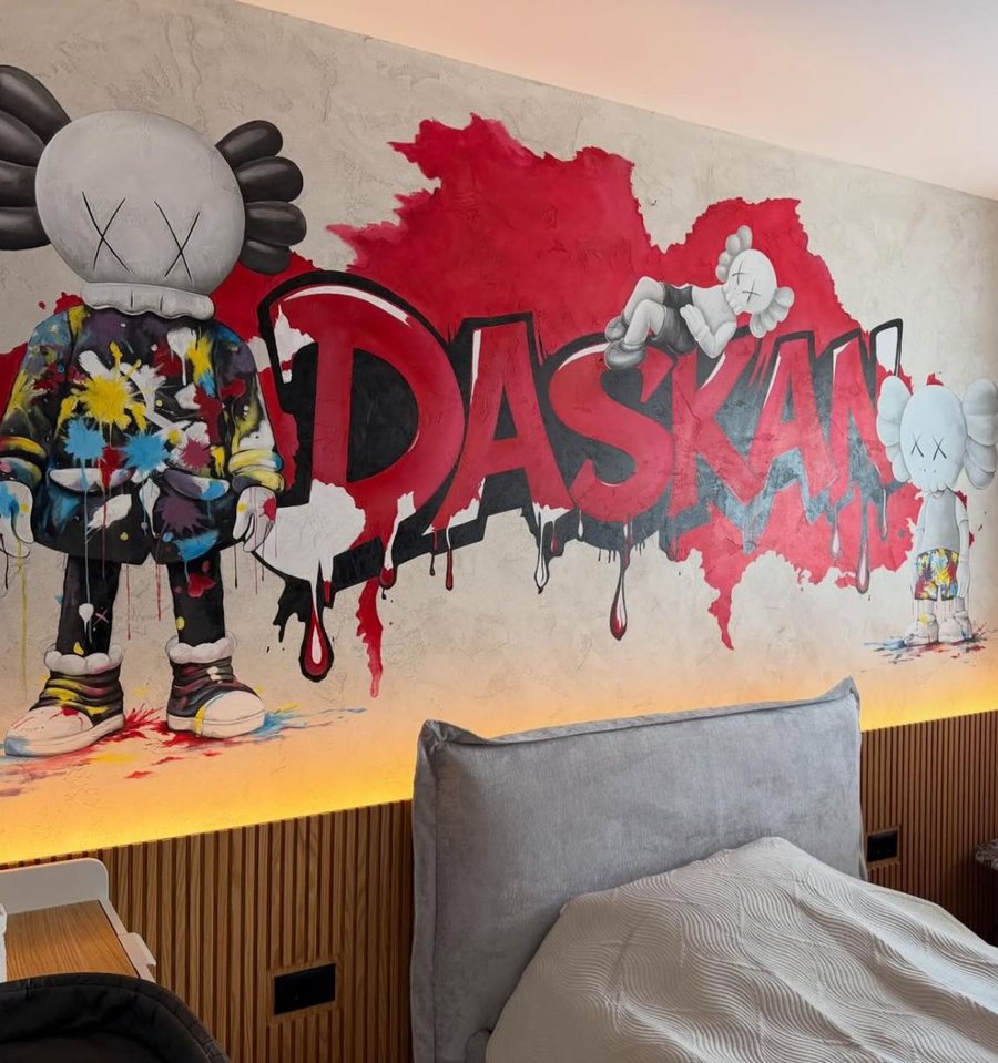 Dafina ndan si rrall&euml;her&euml; foto me djalin dhe i dedikon fjal&euml;t e