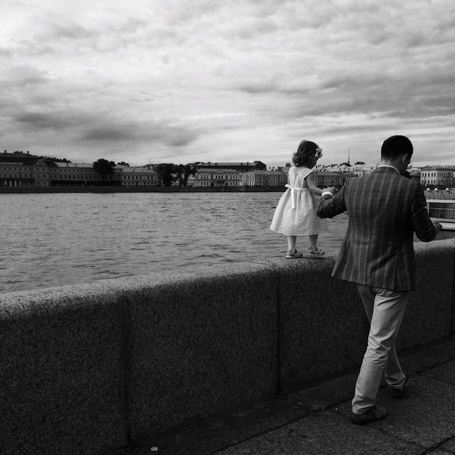 Ca tipare q&euml; tregojn&euml; se nj&euml; burr&euml; &euml;sht&euml; i