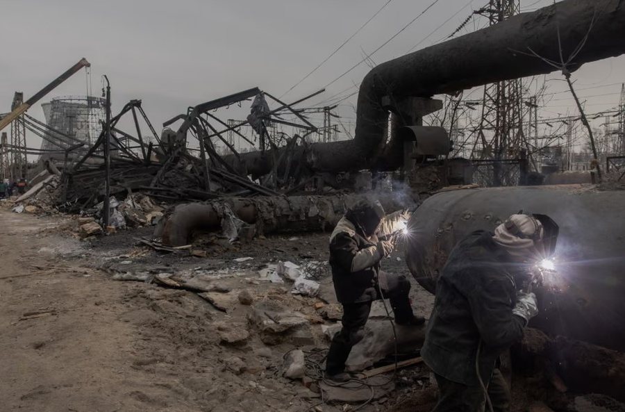 P&euml;rmes fotove: Bota n&euml; nj&euml; jav&euml;