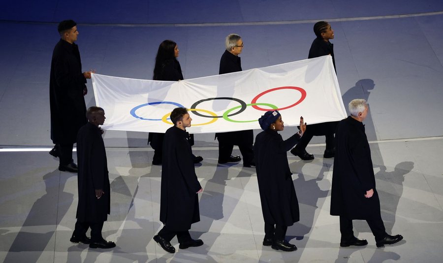 N&euml; foto: Ceremonia e hapjes s&euml; Loj&euml;rave Olimpike Dim&euml;rore
