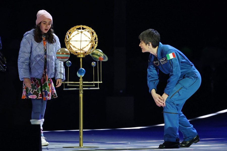 N&euml; foto: Ceremonia e hapjes s&euml; Loj&euml;rave Olimpike Dim&euml;rore