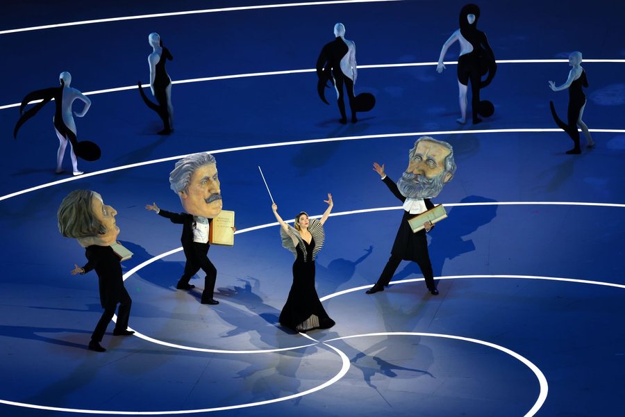 N&euml; foto: Ceremonia e hapjes s&euml; Loj&euml;rave Olimpike Dim&euml;rore