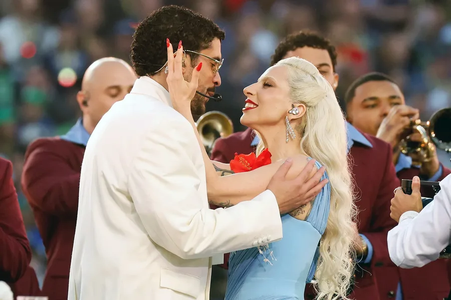 &Ccedil;'ndodhi?! Bad Bunny fshin &ccedil;do postim pas performanc&euml;s