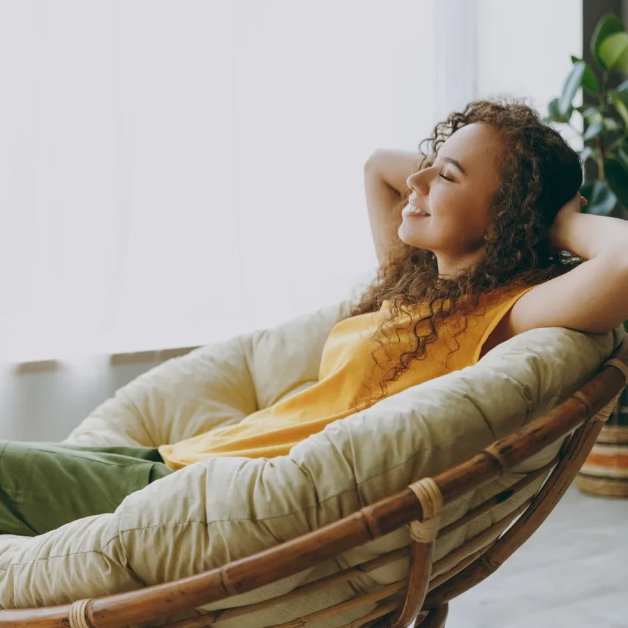 Pse nj&euml; grua q&euml; rri 'kot' n&euml; sht&euml;pi