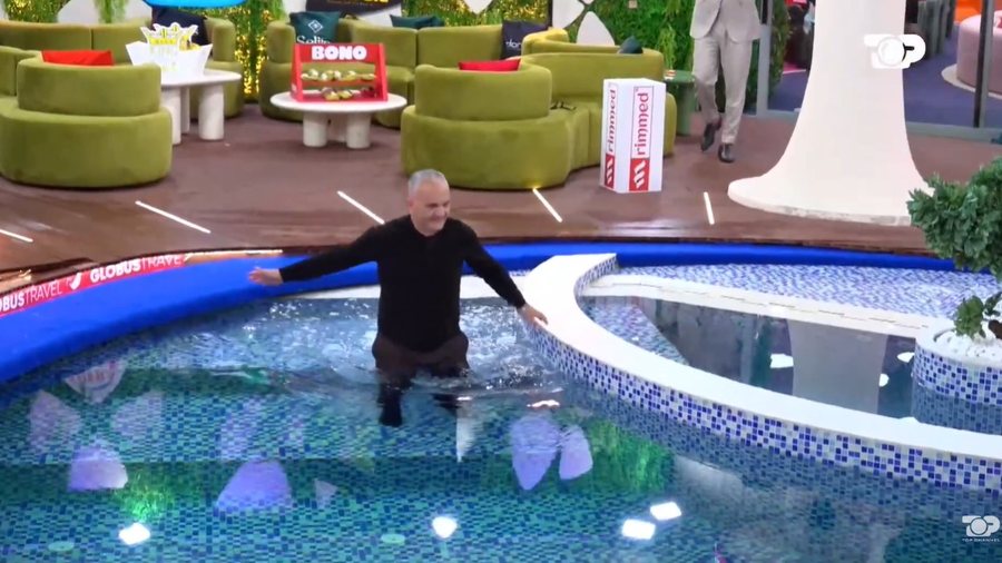 P&euml;r ty q&euml; fjete her&euml;t: Momentet ky&ccedil;e n&euml;