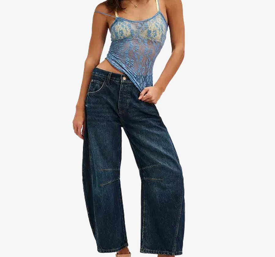 J.Lo, 56 vje&ccedil;, dhe Jessica Alba, 44, treguan se k&euml;to xhinse