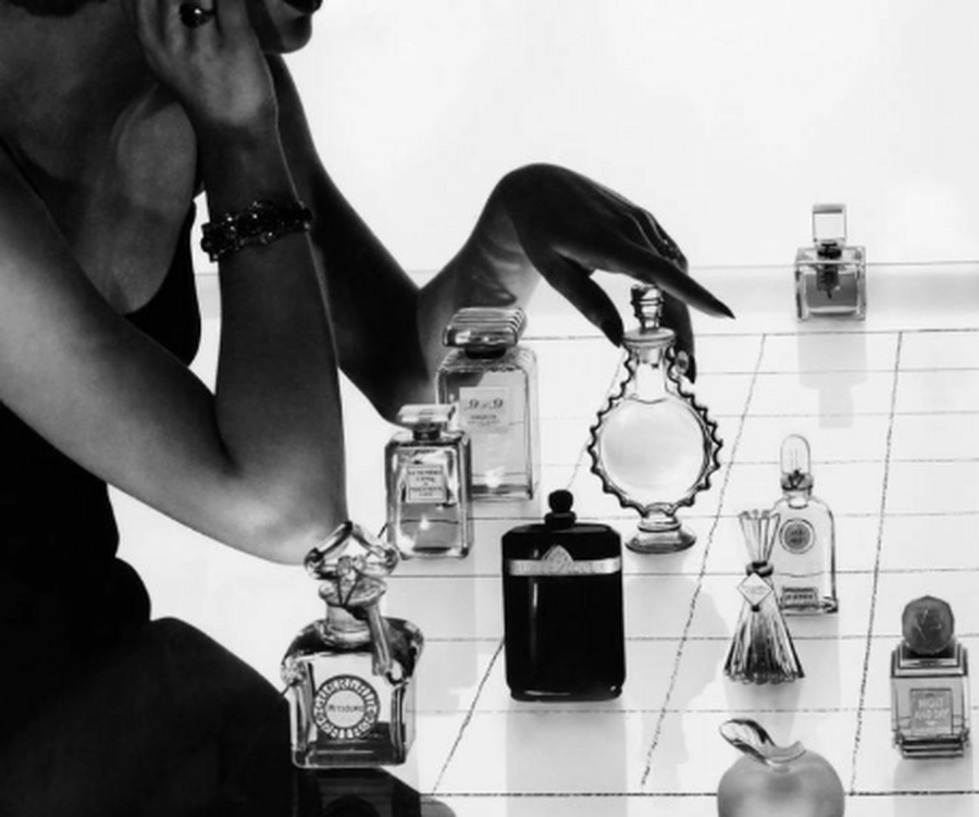 Test: Cili parfum ikonik të përshtatet më së shumti?