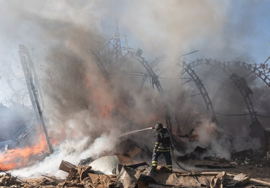 P&euml;rmes fotove: Bota n&euml; nj&euml; jav&euml;