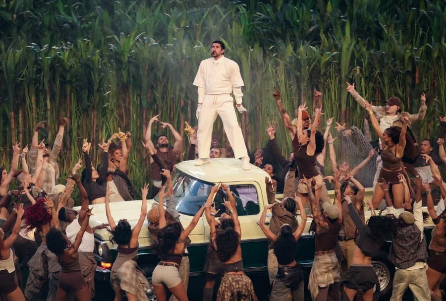 P&euml;rmes fotove: Bota n&euml; nj&euml; jav&euml;