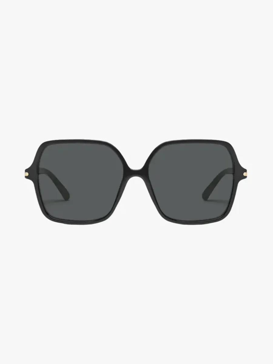 Pranvera po afron! Ja 7 ndryshime gardërobe që do transformojnë