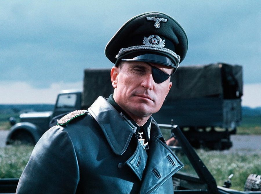 Jeta Robert Duvall, ylli i "The Godfather" p&euml;rmes fotove