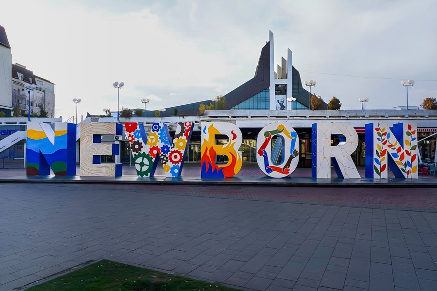 18 vjet shtet: Kuptimi pas pamjes s&euml; re t&euml; Newborn n&euml; Kosov&euml;