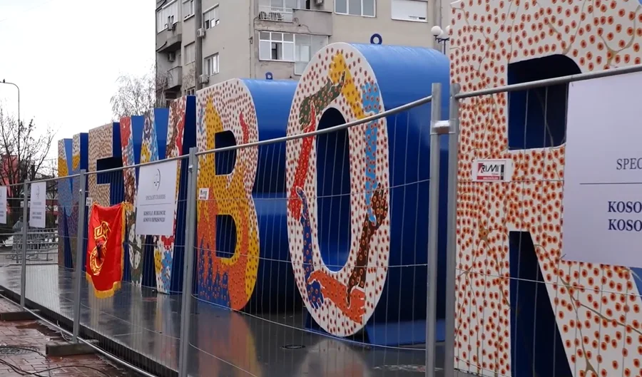 18 vjet shtet: Kuptimi pas pamjes s&euml; re t&euml; Newborn n&euml; Kosov&euml;