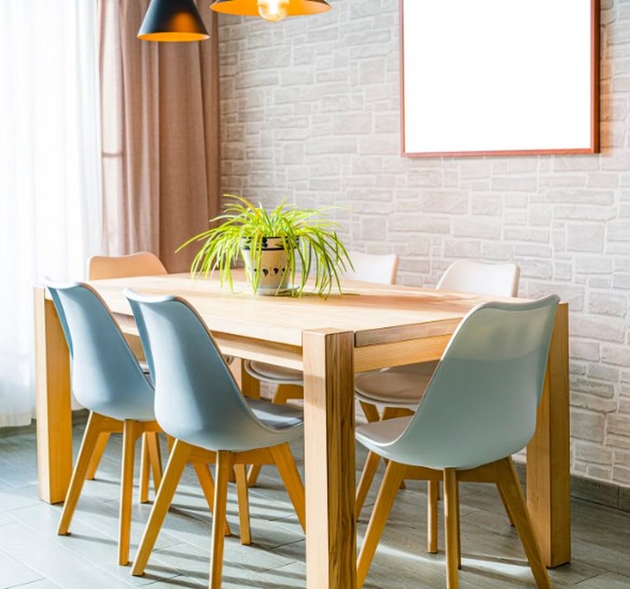 Dizajner&euml;t s'jua thon&euml;, por k&euml;to dekore p&euml;r