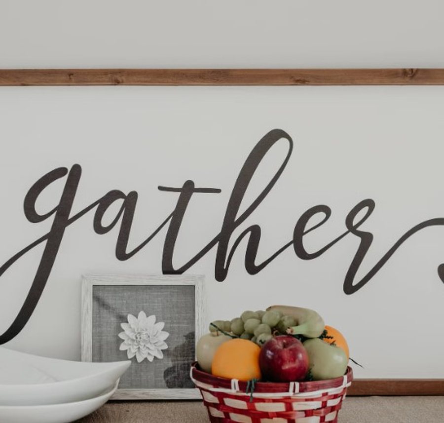 Dizajner&euml;t s'jua thon&euml;, por k&euml;to dekore p&euml;r