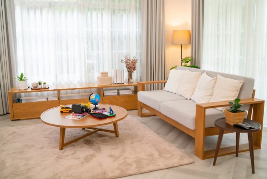 Dizajner&euml;t s'jua thon&euml;, por k&euml;to dekore p&euml;r