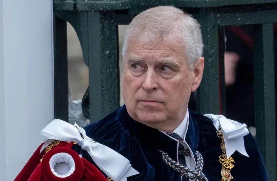 Lajme n&euml; pak minuta: &Ccedil;far&euml; po ndodh n&euml; bot&euml;